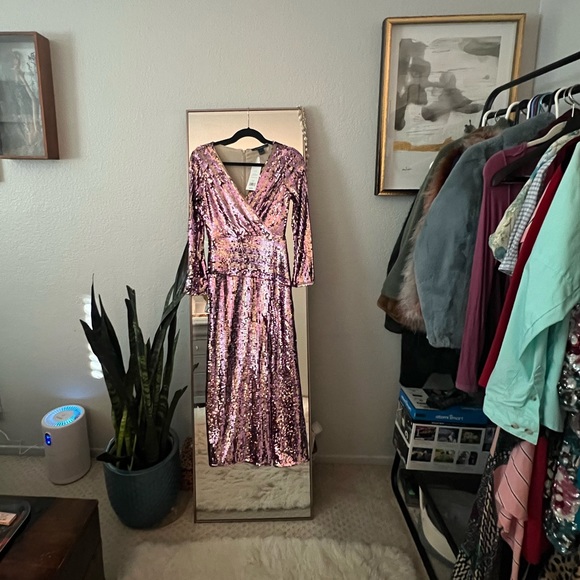 NWT French Connection Fiki midi wrap dress in all over pink sequin size 0 - Picture 6 of 10